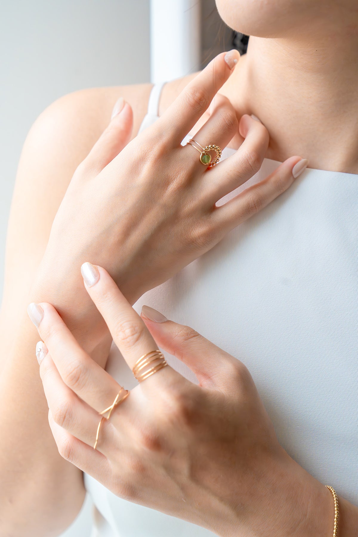 Bague Chevron Essentiel - 素金V戒指