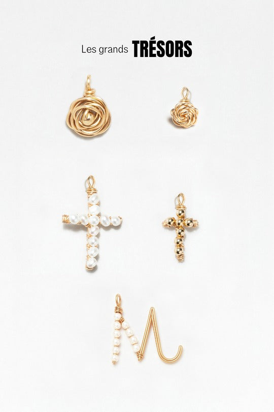 Coffret chaîne fine + 2 Collectionnables + 1 grand Trésor 維拉珍珠十字架項鍊