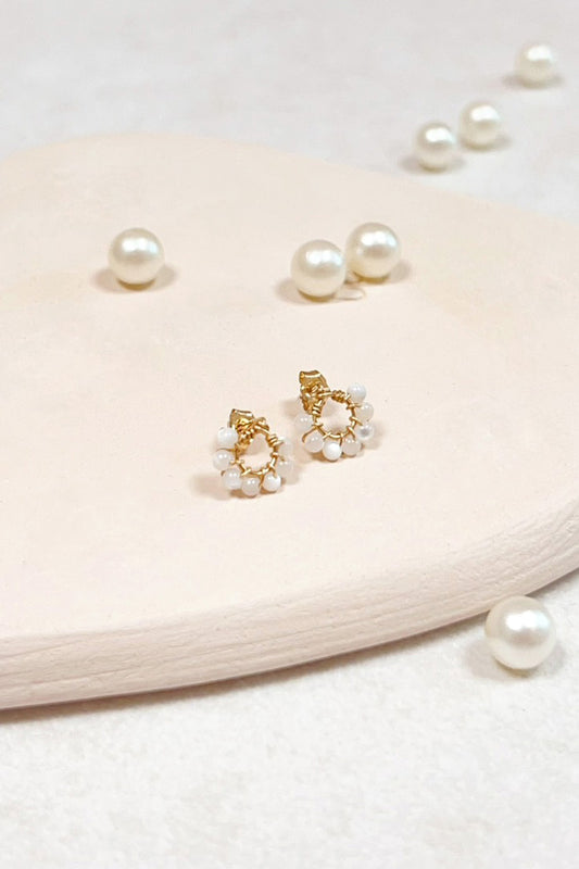 Puces Hélios - 太陽神珍珠母貝耳環