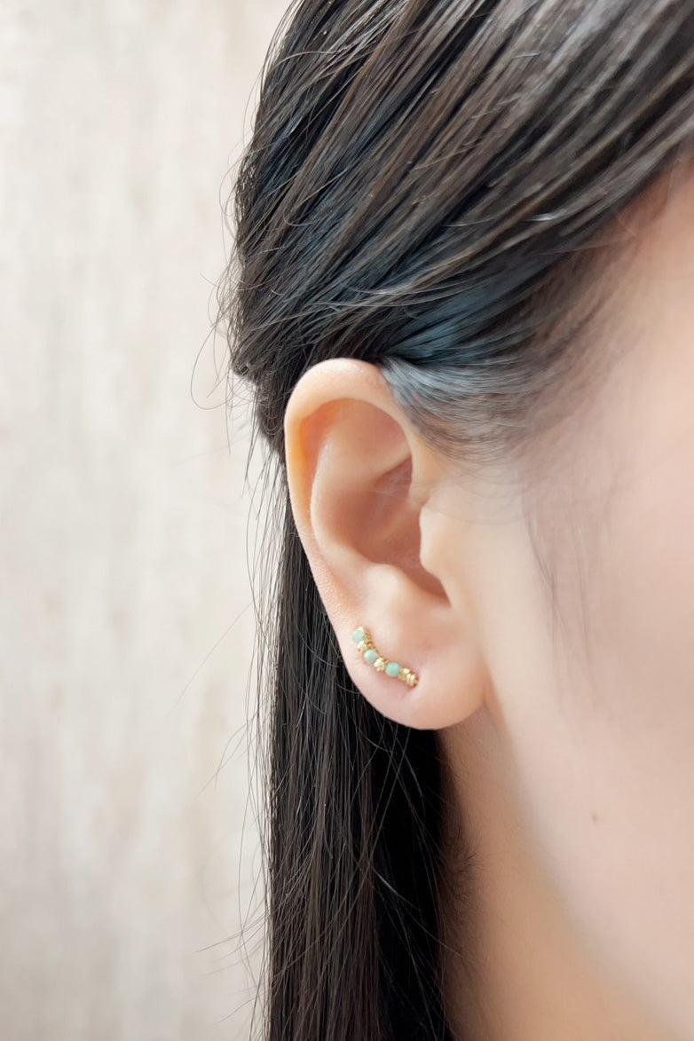 Climber Frida -  Frida 祖母綠耳骨夾(單支)