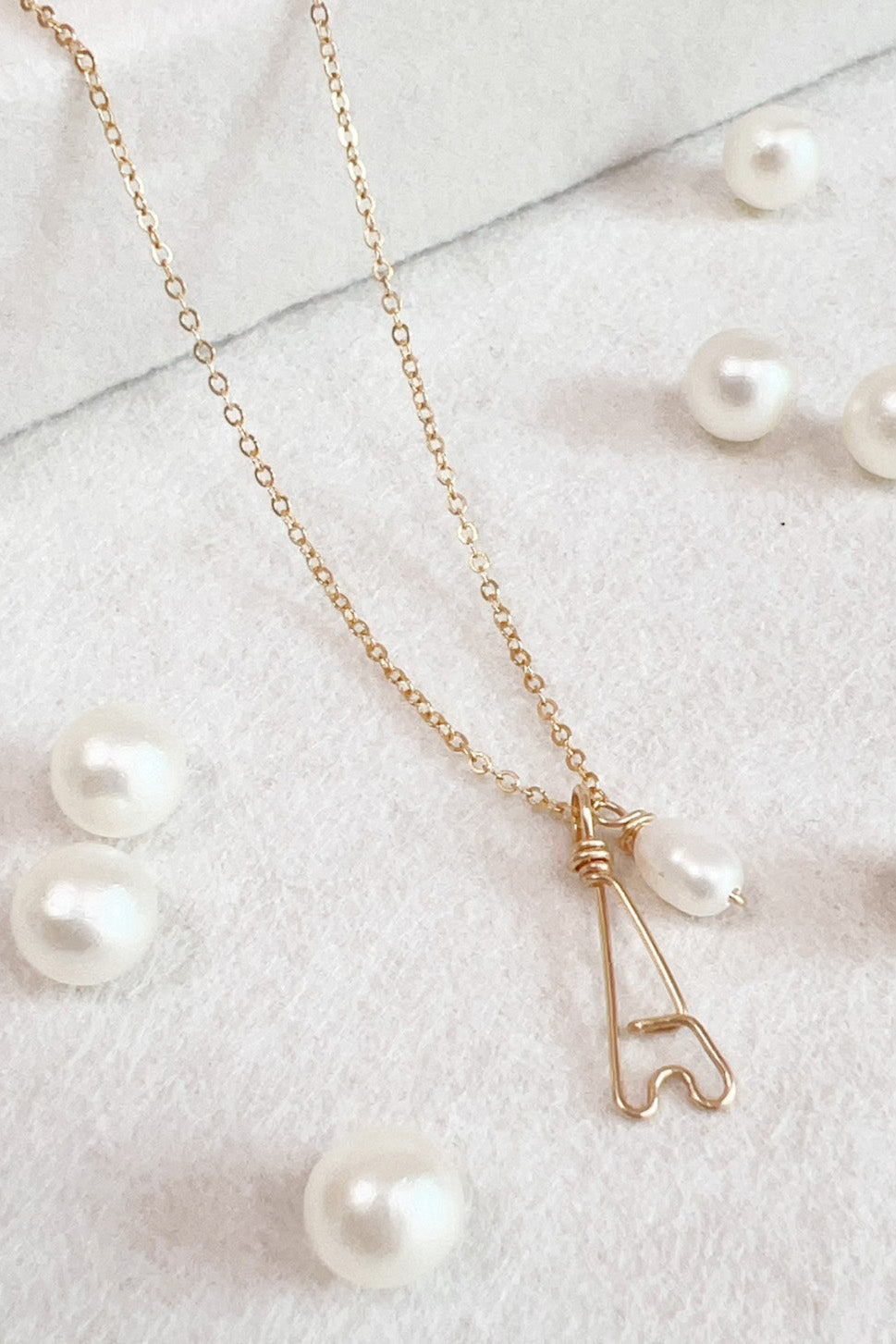 Eiffel Tower box - Fine chain - Cultured pearl 巴黎鐵塔珍珠項鍊