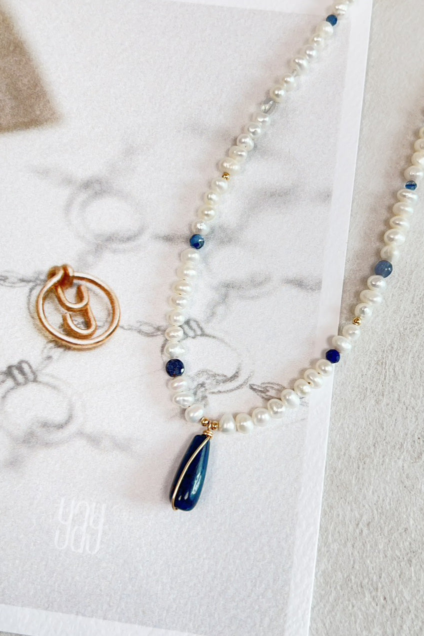 Collier Joumana - Azur 藍色磷灰石珍珠項鍊