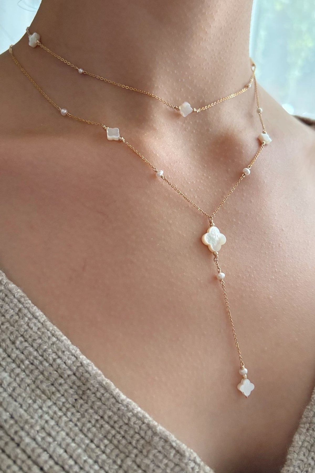 Collier long cravate Swan - Nacre 幸運星母貝Y字長項鍊