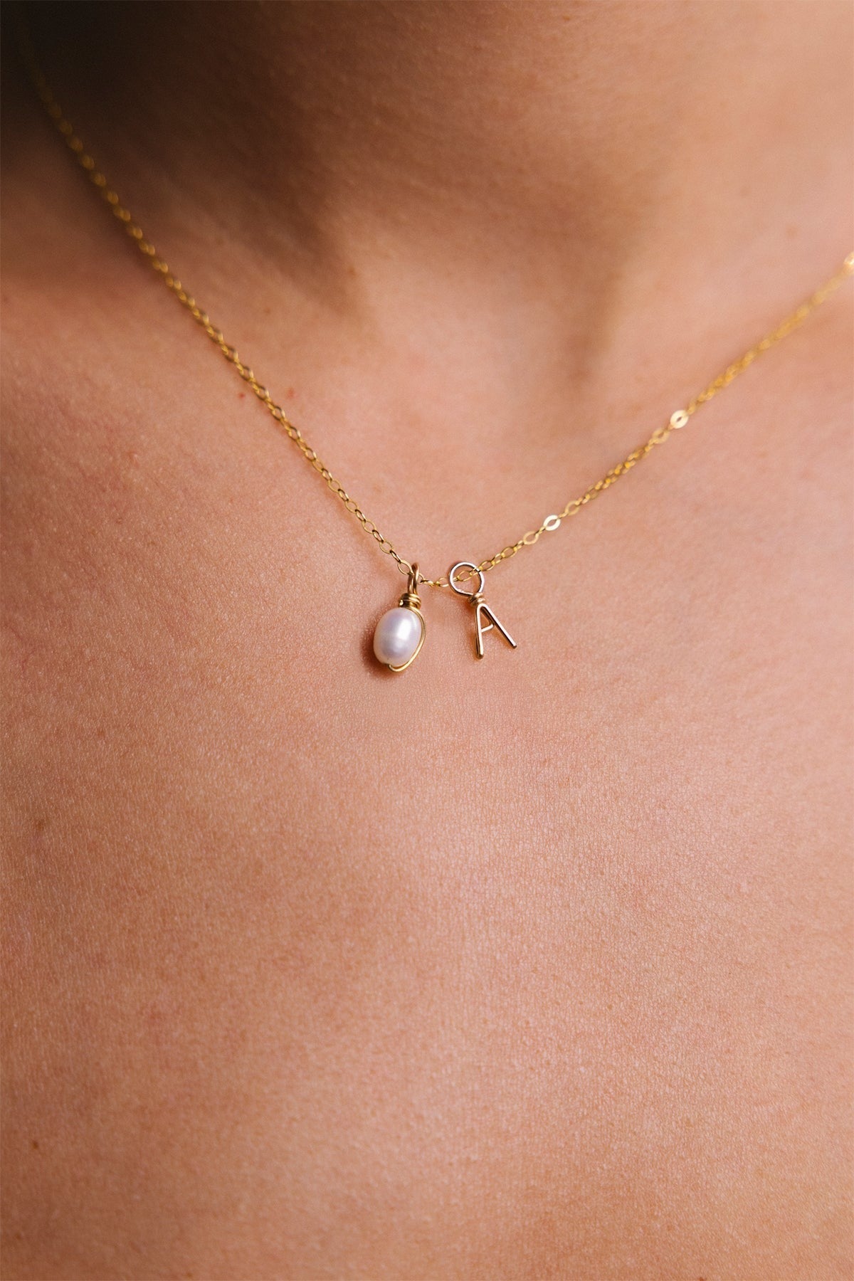 Collier personnalisé - 法式珍珠字母項鍊 (訂製款)