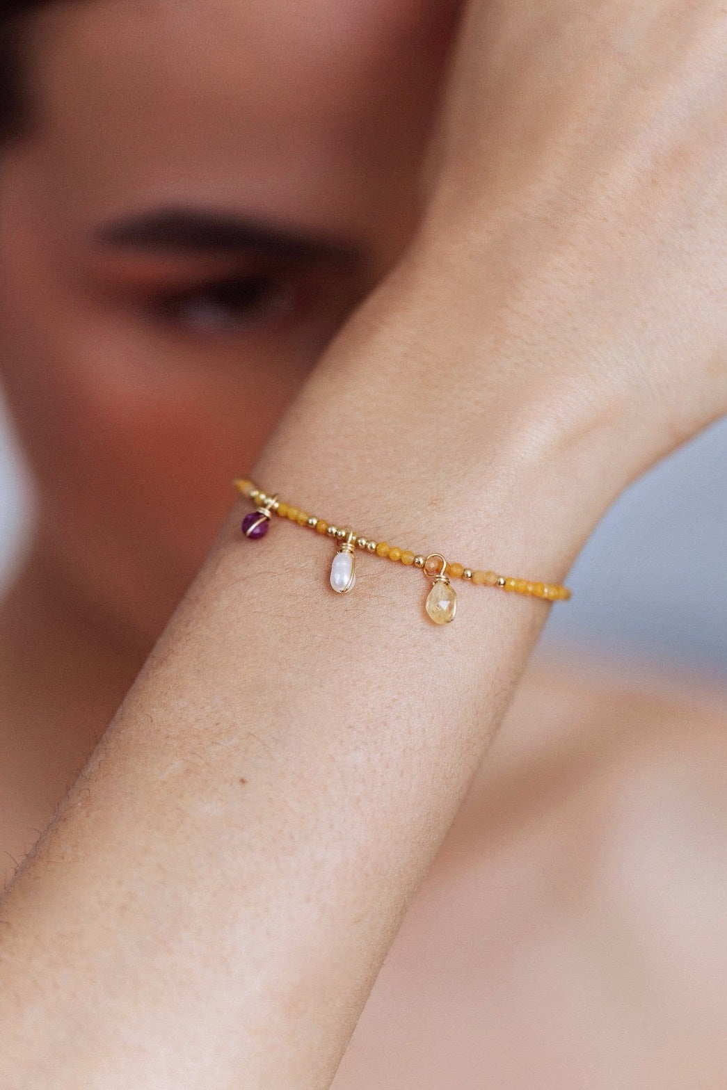 Coffret bracelet Queen + 3 Collectionnables 杏玉多飾手鍊組合