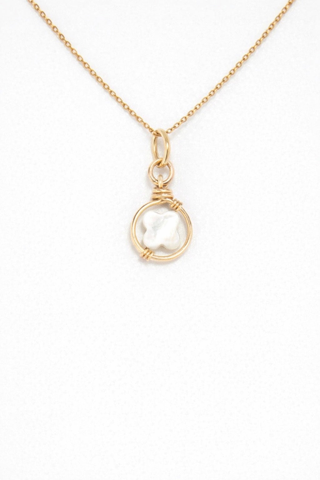 Pendentif Charm Swan étoile - 幸運星母貝墜飾＋項鍊