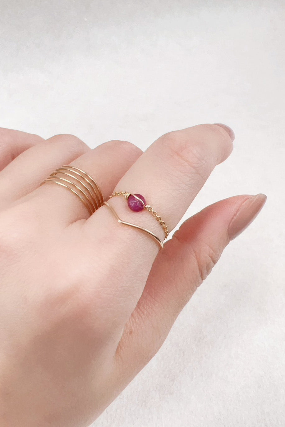 Bague chaînette Stella - Rubis 恆星紅寶石鍊戒